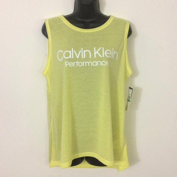 💖 50% OFF Bundle Performance Tank Top L - Picture 1 of 5